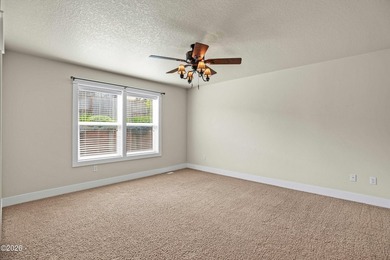 Excellent opportunity to own this gorgeous, custom single-level - photo 20