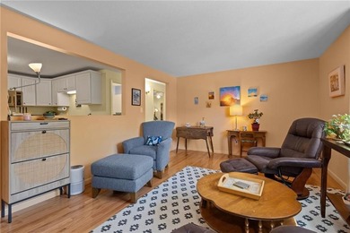 Welcome to Bay Breeze Condominiums on Greenwich Bay-an ideal - photo 2