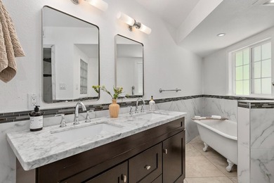 Exceptional opportunity located at the corner of Shannon and - photo 24