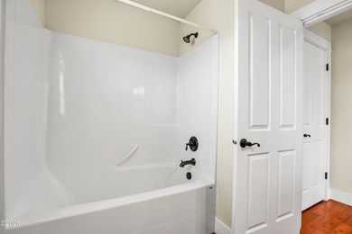 Excellent opportunity to own this gorgeous, custom single-level - photo 30
