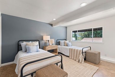 Exceptional opportunity located at the corner of Shannon and - photo 35