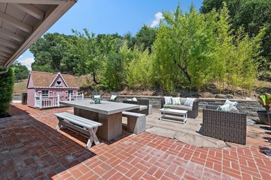 Exceptional opportunity located at the corner of Shannon and - photo 39