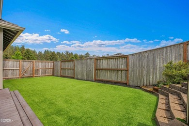 Excellent opportunity to own this gorgeous, custom single-level - photo 40