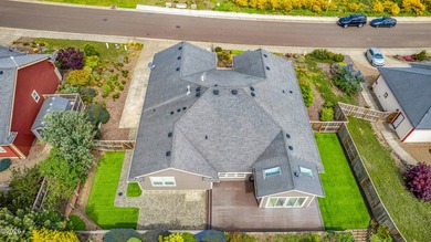 Excellent opportunity to own this gorgeous, custom single-level - photo 46