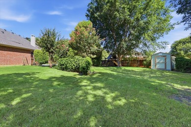 Experience resort style living in this exceptional home - photo 8