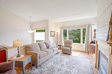 Discover this beautifully refreshed 3-bedroom, 3-bath townhome - photo 11