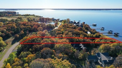One of the premier waterfront homesites in the exclusive 505 - photo 4
