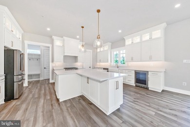 Welcome to Woodridge, where refined lake living meets modern - photo 14