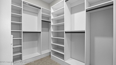Luxury and modern design come together in this soon to be - photo 22