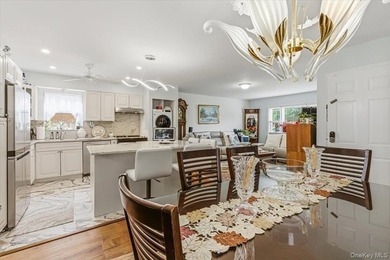 Bayside newly renovated 2 families near bell blvd, Good - photo 4