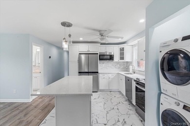 Bayside newly renovated 2 families near bell blvd, Good - photo 7