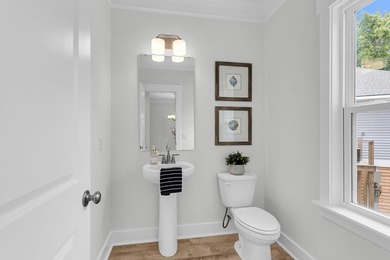 Welcome home to 1552 N. Avalon Circle! Classic Lowcountry Living - photo 9