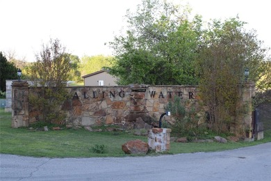 Welcome to your private retreat in the heart of Glen Rose - photo 3