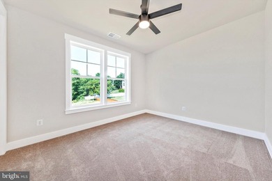 Welcome to Woodridge, where refined lake living meets modern - photo 33