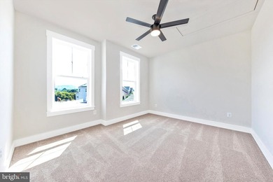 Welcome to Woodridge, where refined lake living meets modern - photo 35