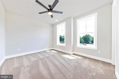 Welcome to Woodridge, where refined lake living meets modern - photo 36