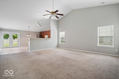 Welcome to this spacious and move-in-ready 4-bedroom, 2-bath - photo 4