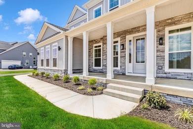 Welcome to Woodridge, where refined lake living meets modern - photo 44