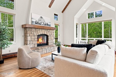 This uniquely situated Cordillera Kensington 5-bedroom,6 bath - photo 5