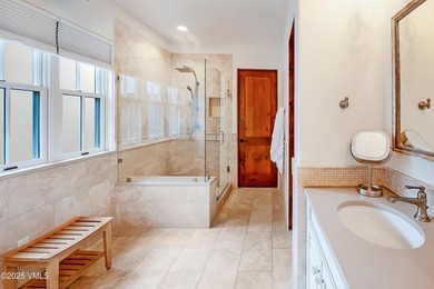 This uniquely situated Cordillera Kensington 5-bedroom,6 bath - photo 9