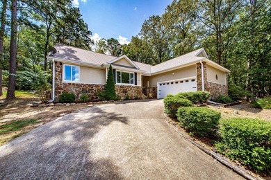 Greers Ferry Lake Home For Sale in Fairfield Bay Arkansas