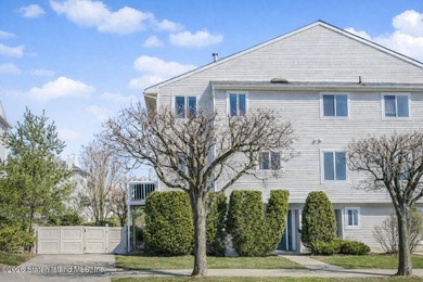 Welcome to 645 Johnston TERRACE located in Captain Quarters , a - photo 14