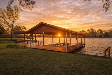 Wake up to breathtaking waterfront views in this beautifully - photo 6
