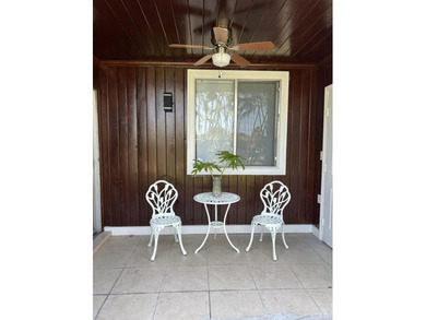 Beautiful, bright and spacious first floor corner unit - photo 8