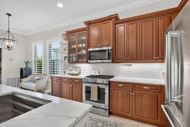 Bedford Park Gem! Rarely available upgraded 5-bed, 3-bath home - photo 19