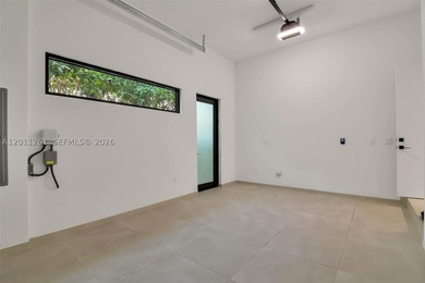 Brand new construction of an urban luxury living single family - photo 20