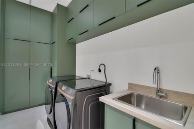 Brand new construction of an urban luxury living single family - photo 21