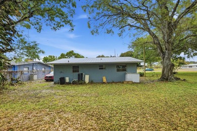 MUST SEE! Charming two-bedroom, two-bath, CBS home in a great - photo 24