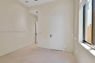 Brand new construction of an urban luxury living single family - photo 25