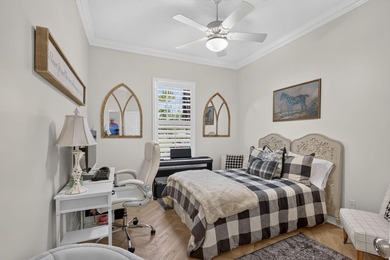 Bedford Park Gem! Rarely available upgraded 5-bed, 3-bath home - photo 32