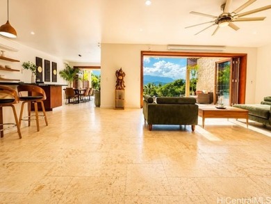 RUN! Don't walk! Built 2019, this spectacular OFF-GRID oasis - photo 3