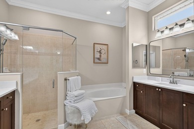Bedford Park Gem! Rarely available upgraded 5-bed, 3-bath home - photo 40