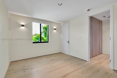 Brand new construction of an urban luxury living single family - photo 49