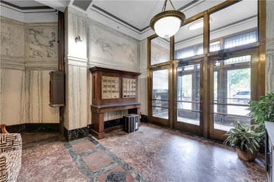 Experience true downtown living in this stunning 2-beds, 2-baths - photo 8