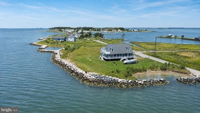 Enjoy panoramic views of the Chesapeake Bay and Honga River from - photo 8