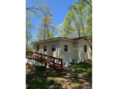 Lake Poinsett Home For Sale in Harrisburg Arkansas