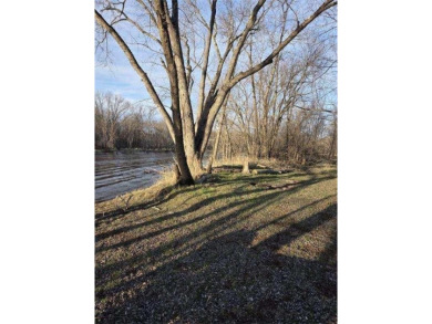 Lake Acreage Sale Pending in Braham, Minnesota