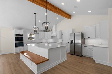 Motivated Seller! Will consider all offers! Fantastic value! - photo 8