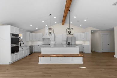Motivated Seller! Will consider all offers! Fantastic value! - photo 9