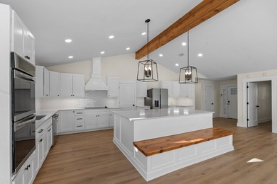 Motivated Seller! Will consider all offers! Fantastic value! - photo 10