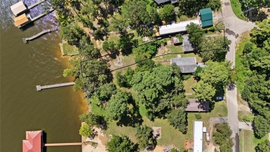 Lake Home For Sale in Chandler, Texas