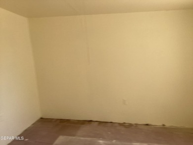 Great Location right off Alameda and Yarbrough. 3 bedroom/2 bath