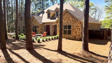 Safari Waters Ranch Lakes Home For Sale in Larue Texas
