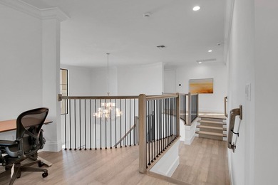 Modern 2023 McIntosh 2 Signature Collection home in the gated - photo 31