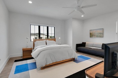 Modern 2023 McIntosh 2 Signature Collection home in the gated - photo 41