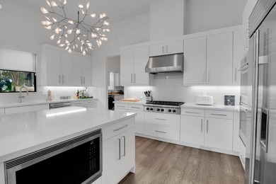 Modern 2023 McIntosh 2 Signature Collection home in the gated - photo 47